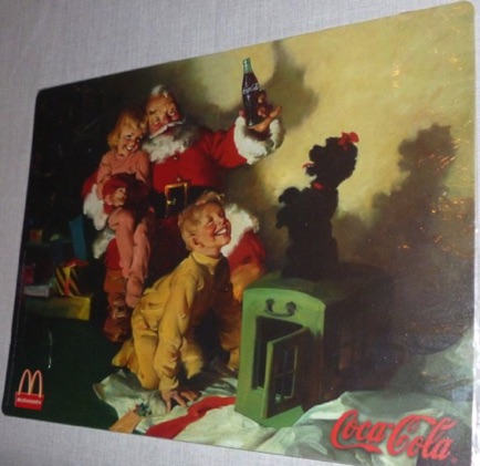 P7101-9 € 2,50 coca cola placemat Mac kerstman met kinderen